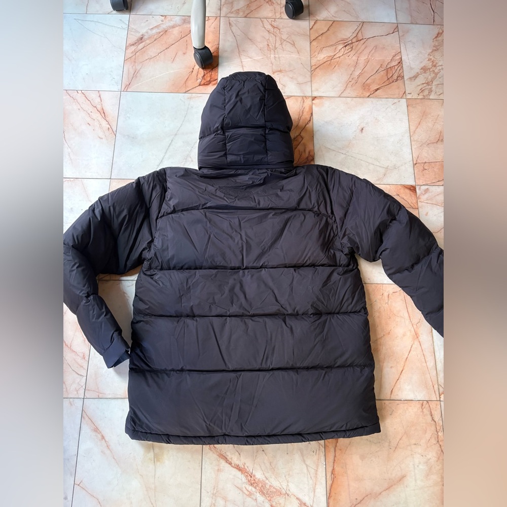 Aritzia Men's Super Puff - Picture 2 of 5